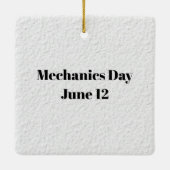 Mechanische kerstversiering met auto keramisch ornament (Achterkant)