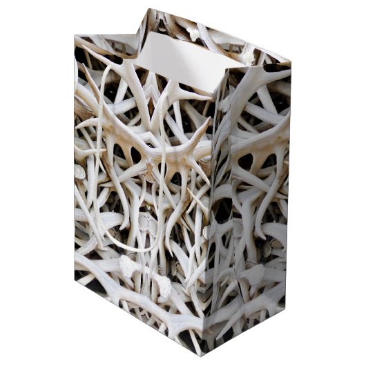 Med Gift Bag Elk Antlers Medium Cadeauzakje (Voorkant Gekanteld)
