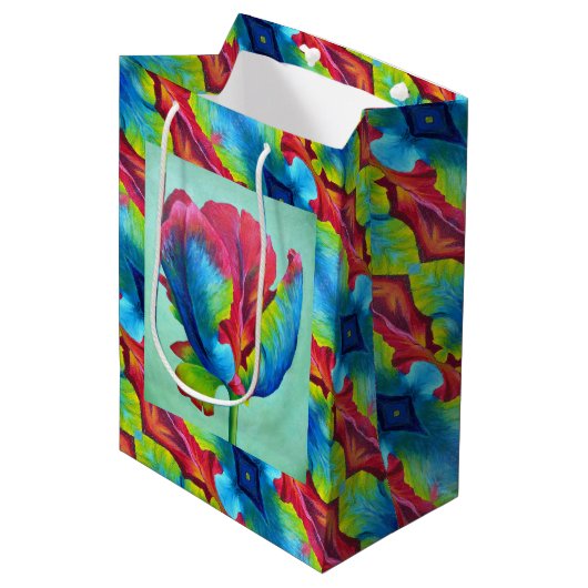 MED Gift Bag Regenboog Tulp #2 Medium Cadeauzakje (Voorkant Gekanteld)