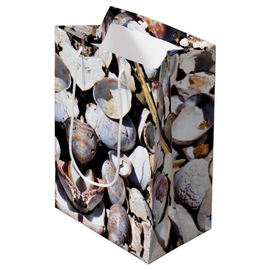 Med Gift Bag Zeeschelpen Medium Cadeauzakje (Voorkant Gekanteld)