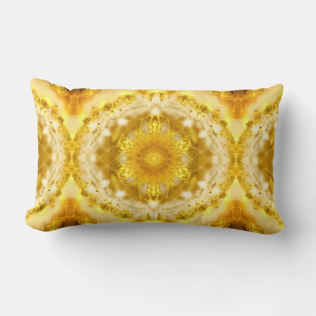 Medallion Patroon in Mosterdgeel Batik Patroon Kussen (Voorkant)