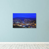 Medellin, Colombia bij nacht Canvas Afdruk (Insitu (Houten vloer))