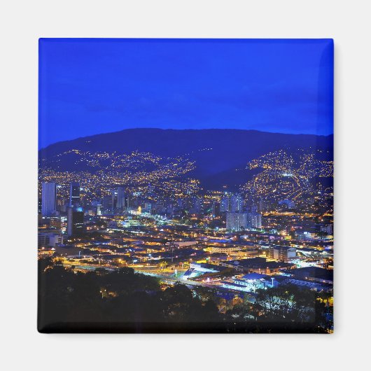 Medellin, Colombia bij nacht Magneet (Voorkant)