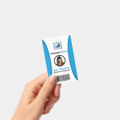 Medewerker ID Badge Modern Blauwgroen Verticaal On (Handheld)