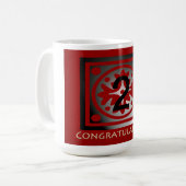 Medewerker Jubileum AanpasbaarElegant Golden Red Koffiemok (Voorkant links)