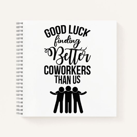 Medewerker met cadeau voor nieuwe Notitieboeken (Voorkant)