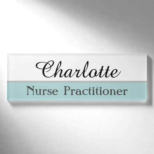Medewerker Naam en Titel op Teal Naambadge (Voorkant)