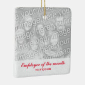 Medewerker van de kerstfotoversiering van de maand keramisch ornament (Rechts)