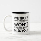 Medewerker vertrekt voor vrouwen, collega verlaat  tweekleurige koffiemok (Links)