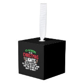 Medewerkers zijn als kerstlichten decoratie (Voorkant hoekig)