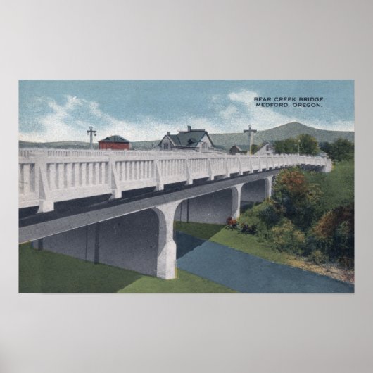 Medford, Oregon - Beer Creek Bridge Uitzicht Poster (Voorkant)