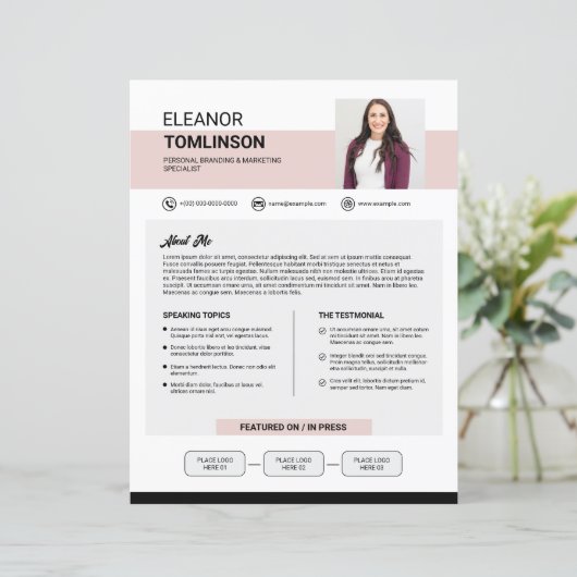 Media Press Kit Template (Staand voorkant)