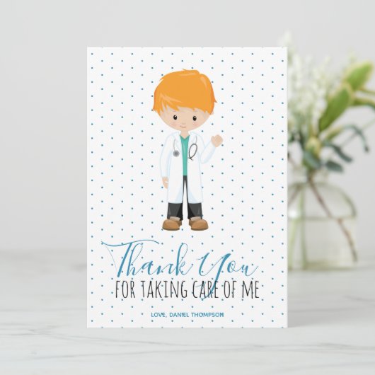 Mediane mannelijke arts Blue Typography Polka Dot Bedankkaart (Staand voorkant)
