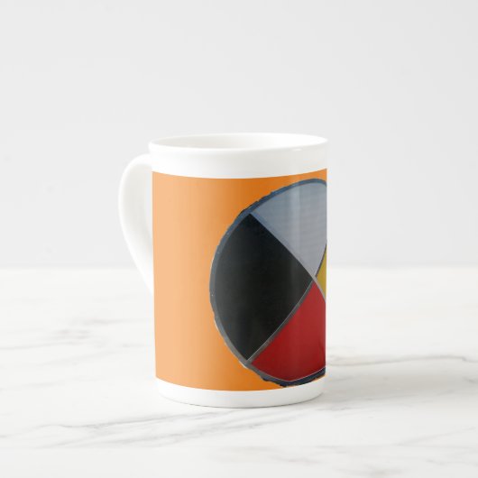 Medicine Wheel Bone China Mok (Links)