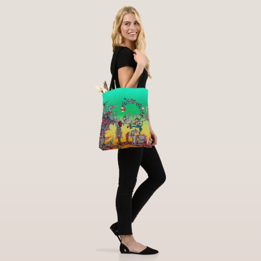 MEDIEVAL BESTIARY WAR, KNIGHTS, GIANT SNAILS Green Tote Bag (Op model)