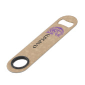 Medieval bodemkundig decoratief kapitaal G Speed Flessenopener (Voorkant Gekanteld)