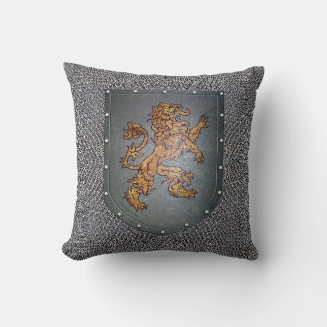 Medieval Chainmail Metal Shield Lion Kussen (Voorkant)
