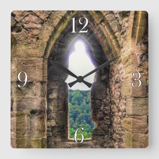 Medieval Chepstow Castle Monmouthshire, Wales, Ver Vierkante Klok (Voorkant)