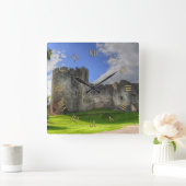 Medieval Chepstow Castle Monmouthshire, Wales, Ver Vierkante Klok (Huis)