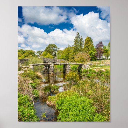 Medieval clapper brug over de rivier in Dartmoor V Poster (Voorkant)