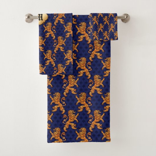 Medieval Gold Lion Blue Fleur de Lis Bad Handdoek (Insitu)