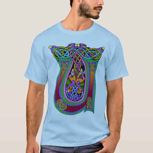 Medieval Keltisch Monogram "U", Kunstknots design T-shirt (Voorkant)