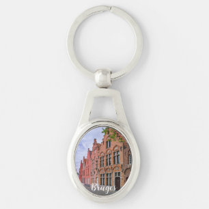 Medieval kleurrijke bakstenen in Brugge, België Sleutelhanger