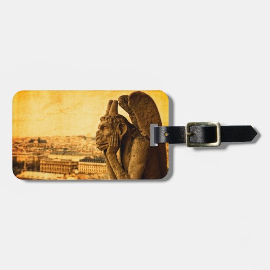 Medieval Le Stryge Gargoyle in Notre Dame, Parijs Bagagelabel (Voorkant horizontaal)