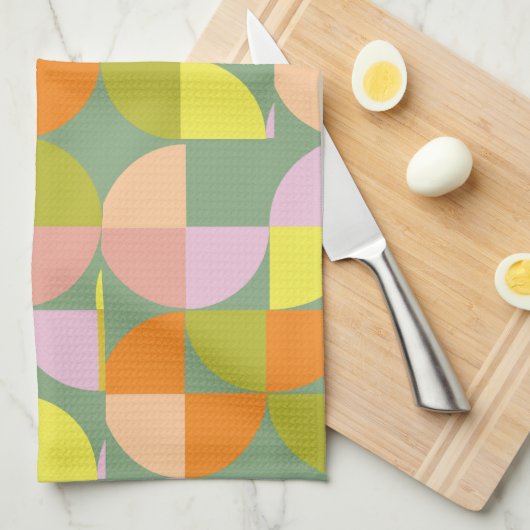 Medio eeuw geometrisch ontwerp Groen Geel Roze Pur Theedoek (Quarter Fold)