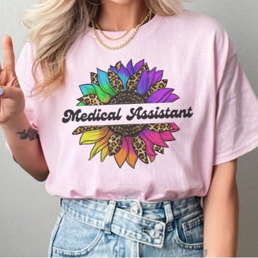Medisch assistent beroep Rainbow Zonnebloem T-shirt