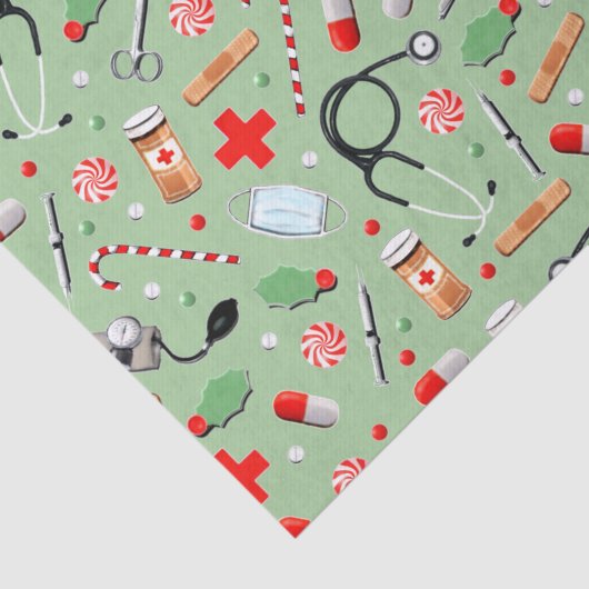 Medische arts of verpleegkundige met kerstfeestdag tissuepapier (Detail)