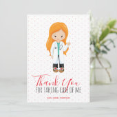 Medische Ginger Vrouw dokter Rode Script Polka Dot Bedankkaart (Staand voorkant)