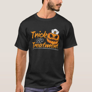 Medische Halloween Trick or treat Zorgarts T-shirt