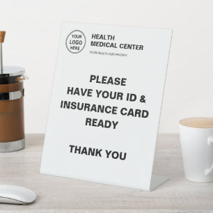 Medische Kliniek Gezondheidszorg Maatwerk Logo Ver Reclamebord Met Voetstuk