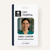 Medische Logo QR Code Medewerker Foto Naam Admin I Badge (Voorkant)
