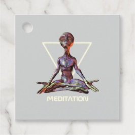 Meditatie. Alien in rustige houding Bedankjes Labels