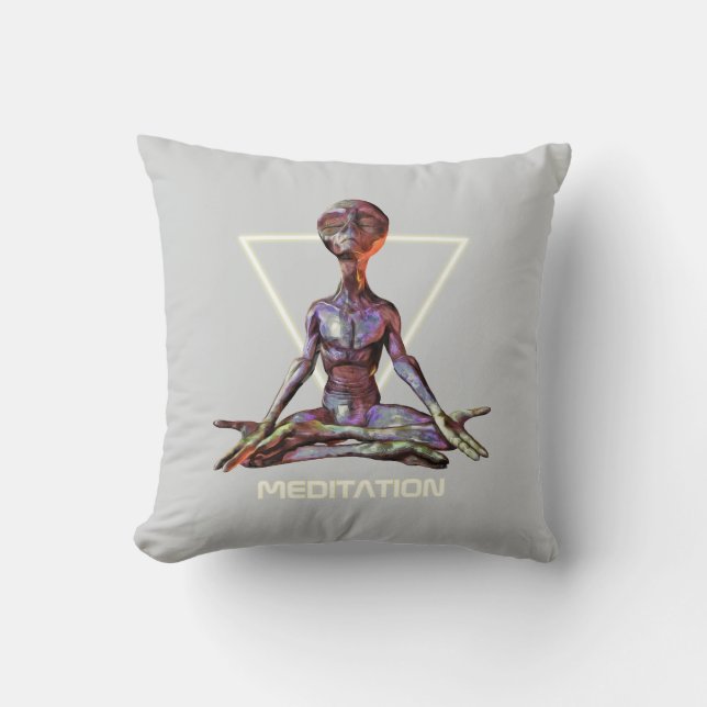 Meditatie. Alien in rustige houding Kussen (Voorkant)