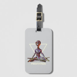 Meditatie. Alien in rustige pose Bagagelabel