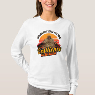 Meditatiemodus: Weerbaarheid Geactiveerd Bigfoot T-shirt