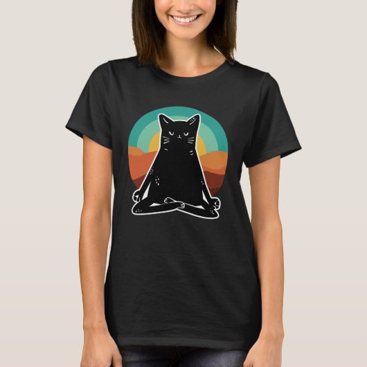 Meditating Namaste Yoga Black Cat Colorful Desert  T-shirt (Voorkant)