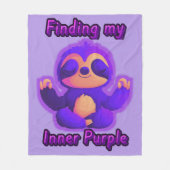 mediterende paarse luiaard Het vinden van mijn Inn Fleece Deken (Voorkant)