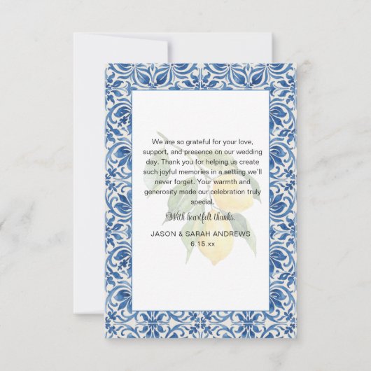 Mediterraan Blauwe Witte Monogram Citroenen Trouwf Bedankkaart (Achterkant)