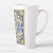 Mediterraan botanisch patroon - blauw en geel latte mok (Rechts)