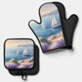 Mediterrane Lavendelkust met zeilboten Ovenwant & Pannenlap Set (Voorkant / Achterkant)