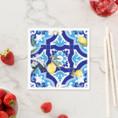 Mediterrane tegels, blauwe tegels, citroen, servet (Insitu)