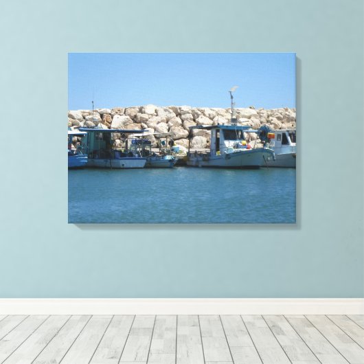 Mediterrane Vissen boten in blauw Zee Canvas Afdruk (Insitu (Houten vloer))