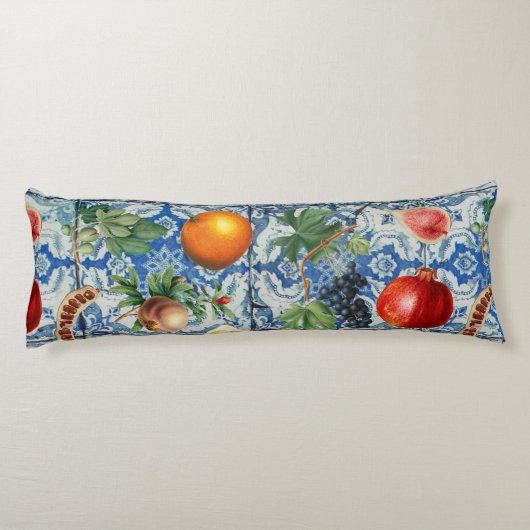 Mediterrane zomerfruit en blauwe witte mozaïek lichaamskussen (Achterkant)