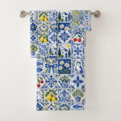 Mediterranean Lemon & Cobalt Blue Tile Garden Bad Handdoek (Insitu)