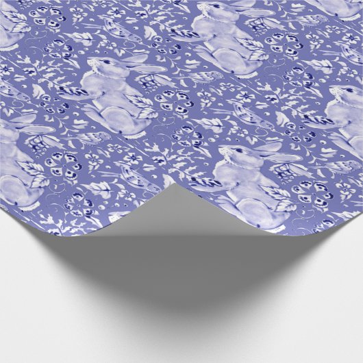 Medium Blue White Rabbit Bunny Bird Tile Cadeaupapier (Hoek)