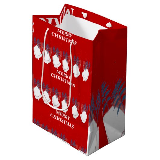 Medium Gift Bag Merry Christmas Red and White Cadeauzakje (Voorkant Gekanteld)